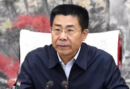 呂梁市委書記孫大軍要志存高遠，堅定理想信念，把個人的理想追求融入黨和國家事業之中，增強報效祖國、建設家鄉的責任感，做有理想、有追求的有志青年。[詳細]