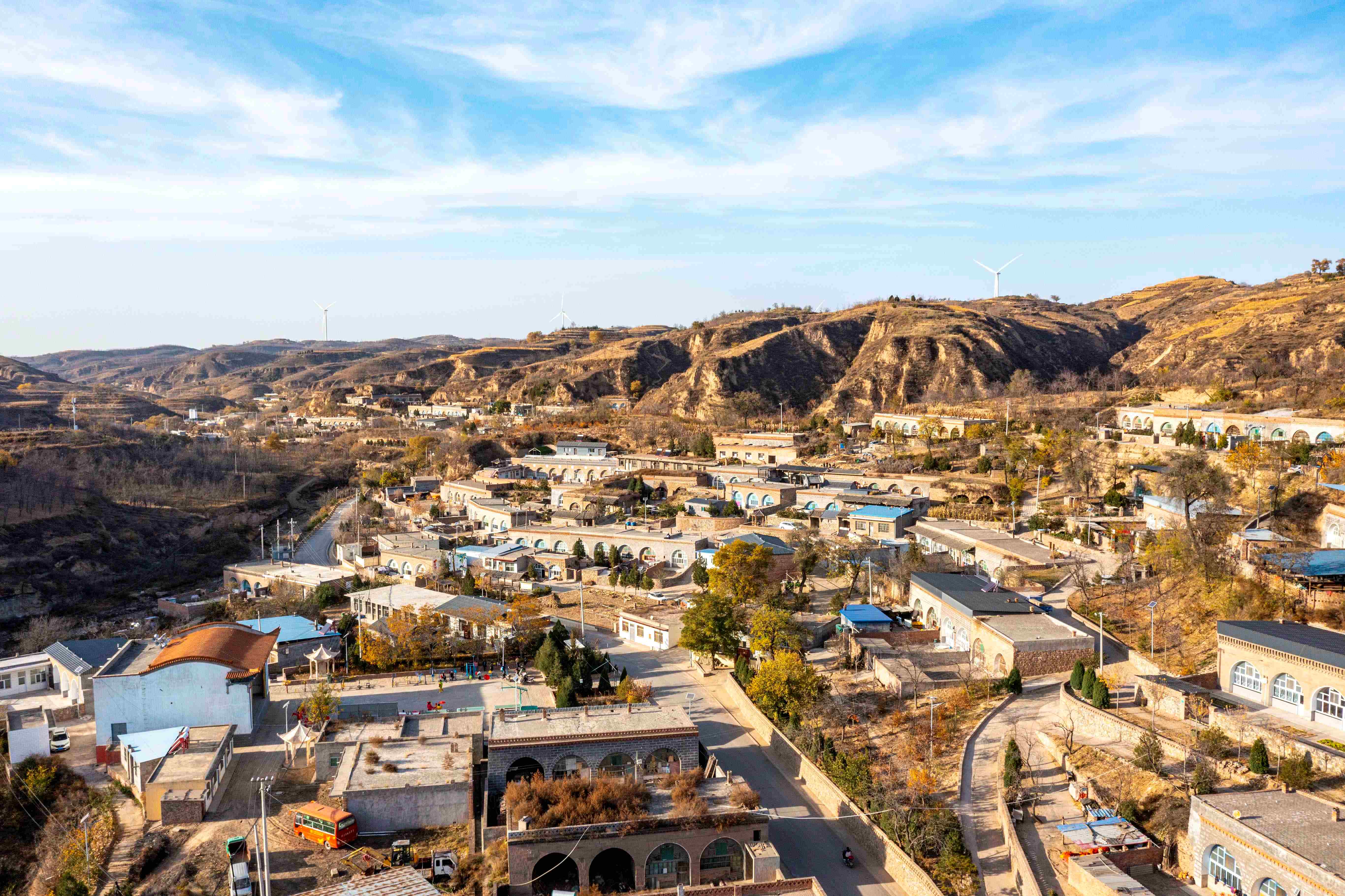 呂梁市旅游示范村、興縣獅子洼村全景
