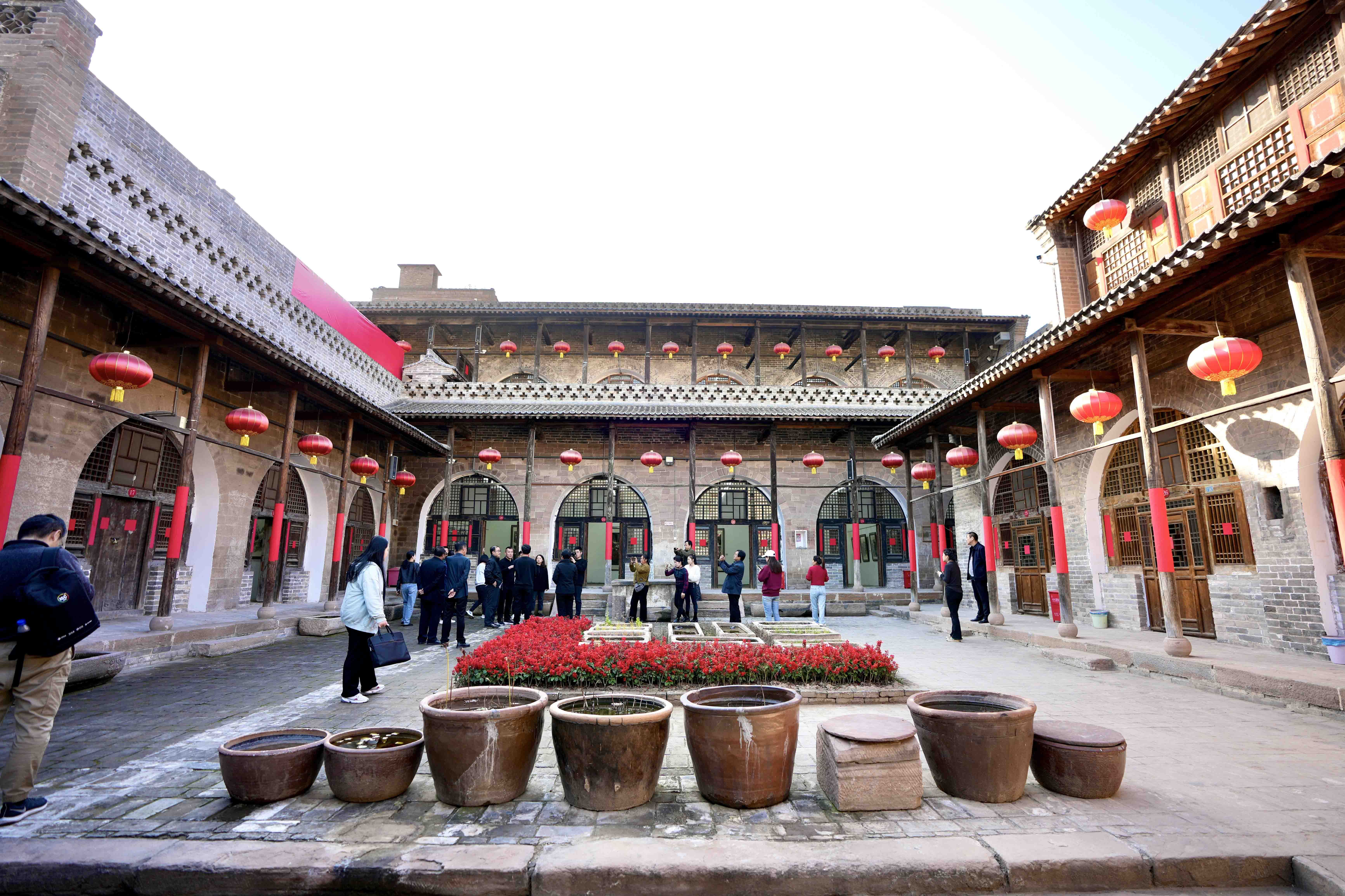 謝永增孫家溝藝術館院內