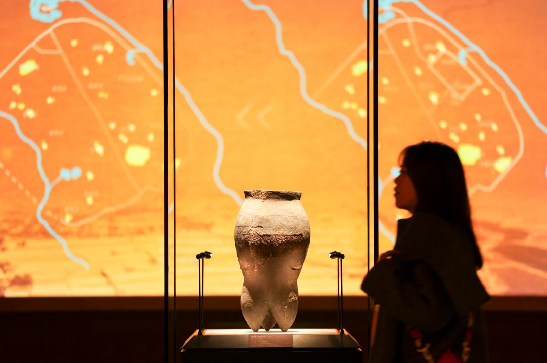 觀眾正在陶寺遺址博物館參觀