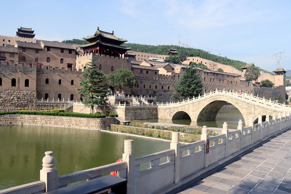 沁水縣湘峪古堡景美如畫